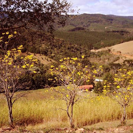 Chales Estrada De Chao モンテ・ヴェルデ エクステリア 写真
